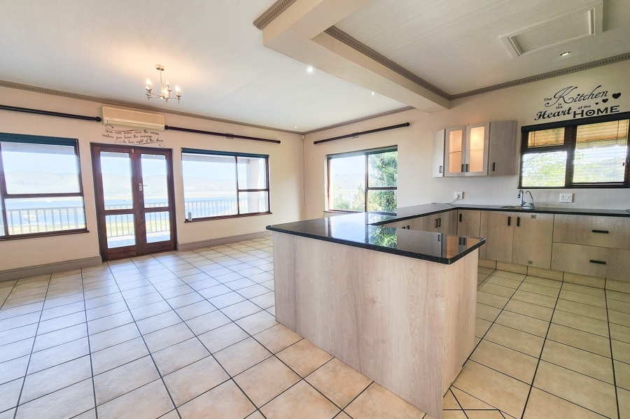 4 Bedroom Property for Sale in Westhill Western Cape